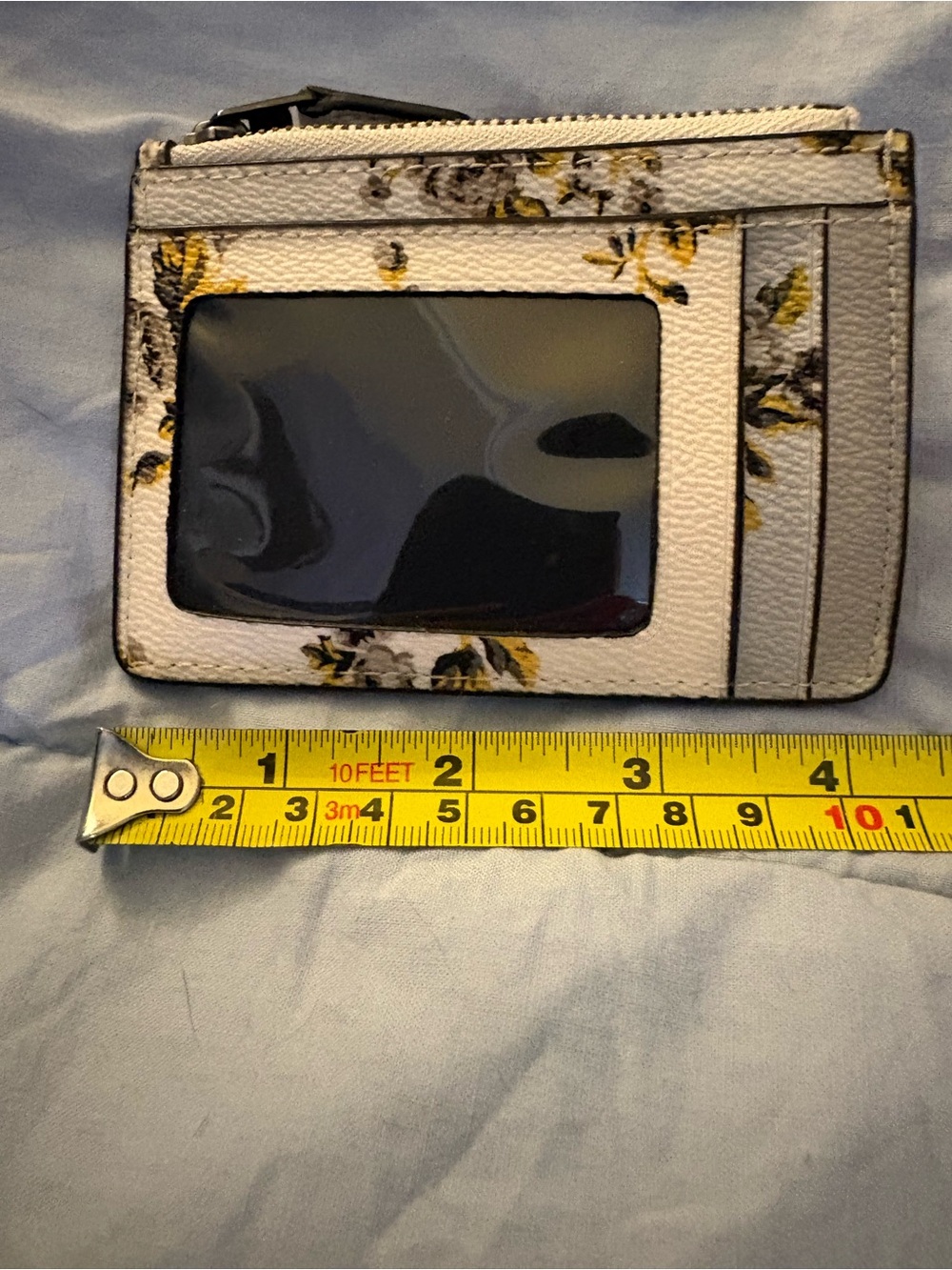Coach Mini Skinny ID Case and Zip Section featuring a prairie floral print - Picture 4 of 7